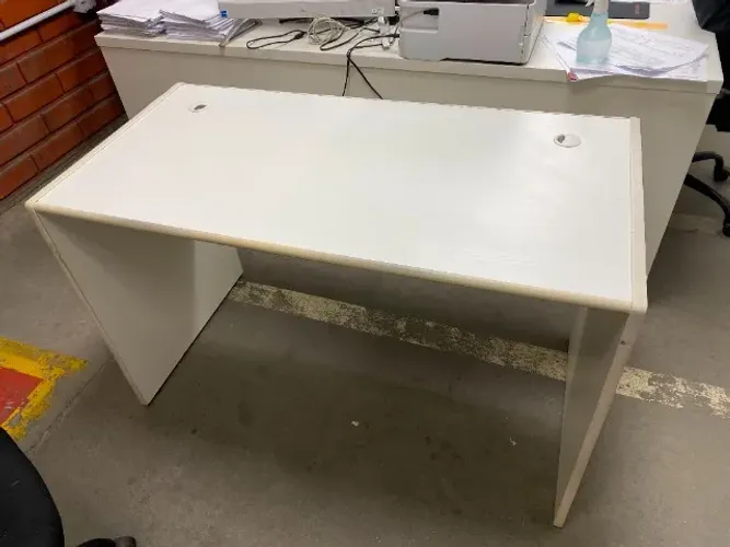 Mesa De Escritório