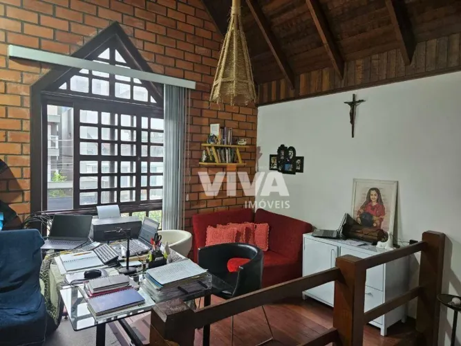 Sobrado com 3 dormitórios à venda, 150 m² por R$ 2.500.000 - Praia Brava - Itajaí/SC