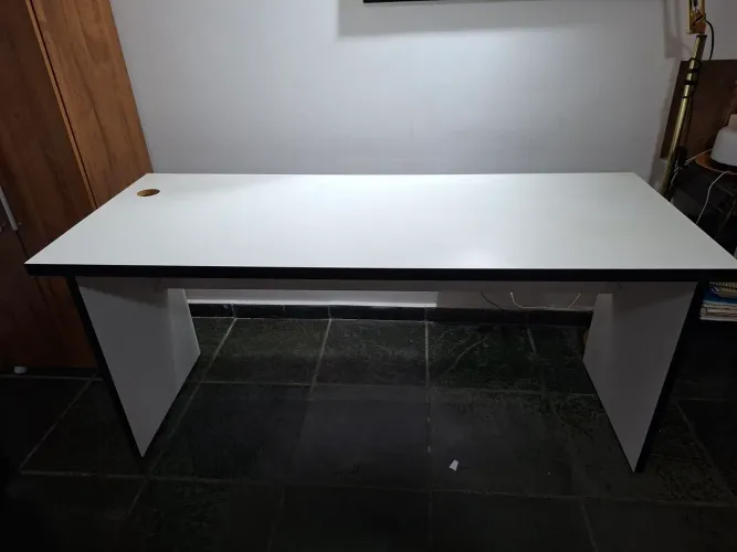 Mesa Escritório - excelente estado