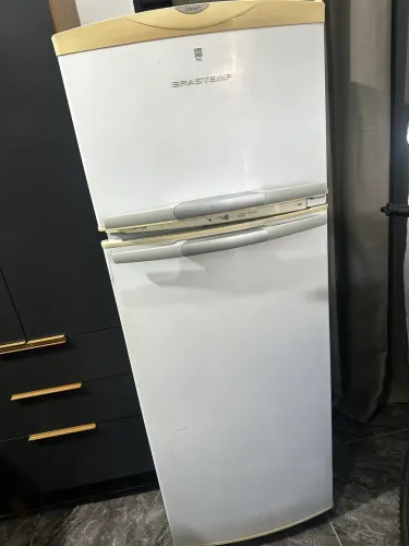 Geladeira para sair rapidinho