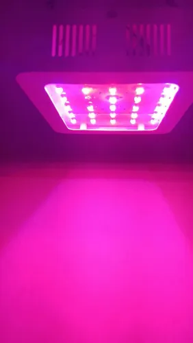 LED GROW LIGHT C/VENTOINHA