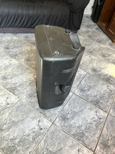 Caixa Ativa DBR 712