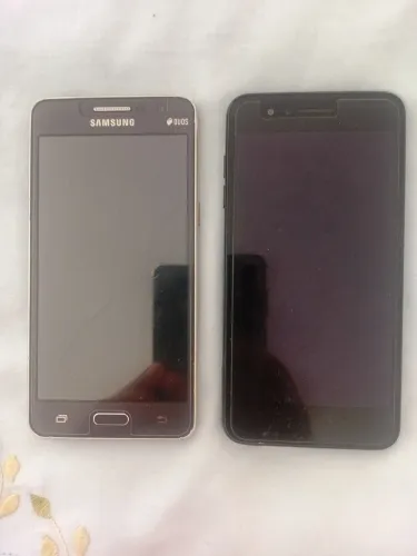 Dois Celulares Para Retirada de Peças