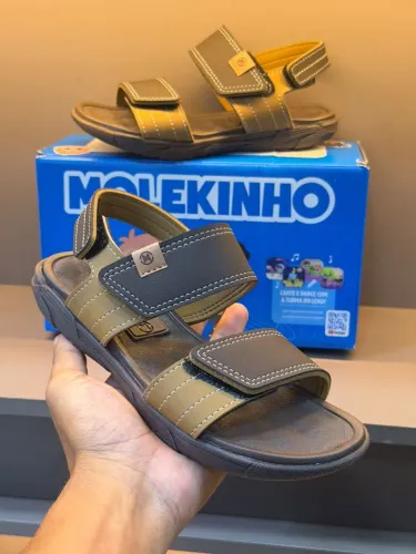 Dandália infantil Molekinh