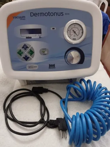Equipamento de vacuoterapia e endermoterapia 