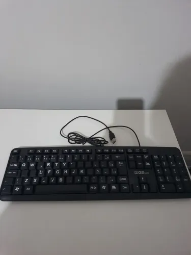 Teclado gigatech