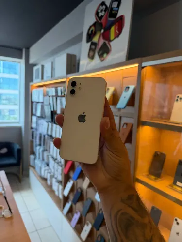 12 128gb branco lindo