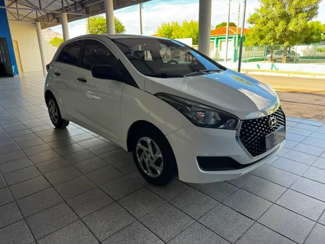 Hyundai HB20 Unique 1.0 Flex 12V Mec. 2019