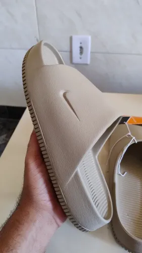 Chinelo Slide Nike Calm original nuvem Bege