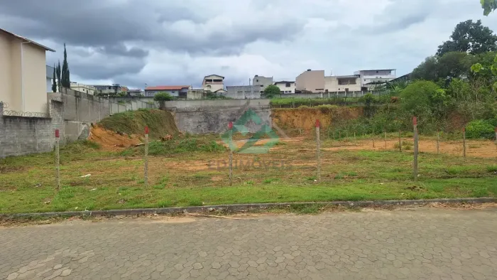 ÁREA À VENDA | 1.767 m² Cândido | Cariacica Sede  ES