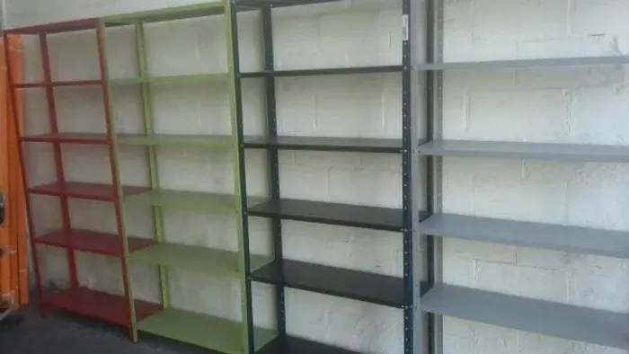 Estante de aço com pintura eletrostática cinza 6 bandejas