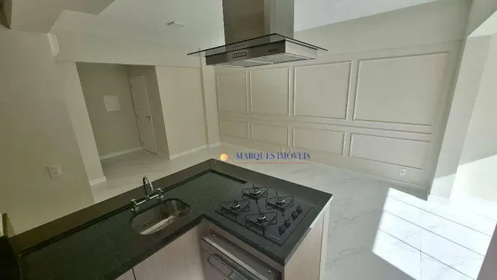 Apartamento com 2 dormitórios para alugar, 82 m² por R$ 6.715,00/mês - Vila Homero - Indai