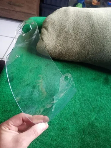 Viseira cristal para capacete ( modelo última foto)