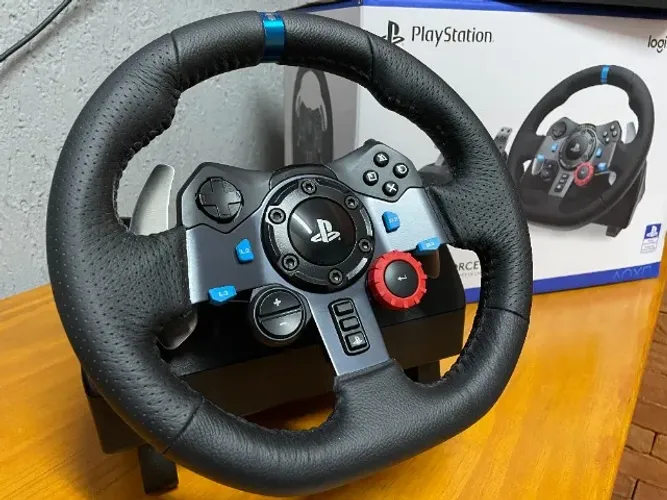 Volante Logitech G29 Playstation 3, 4, 5 e PC Seminovo (Com Nota Fiscal e Garantia)