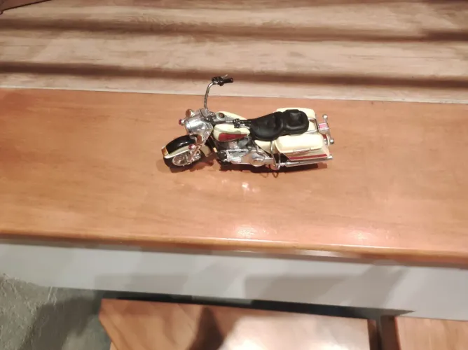 Miniatura de motocicleta