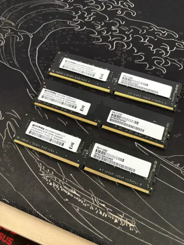 Memória ram DDR4 12gb (3x4gb)