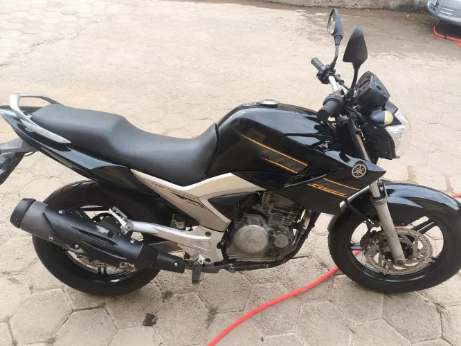 Vendo ou troco fazer 250
