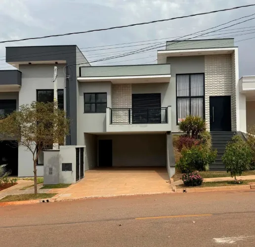 Casa de Alto Padrão à Venda 182m² de Construção com Piscina e Espaço Gourmet