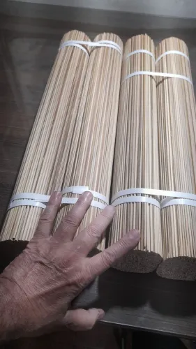 Mil varetas de bambu de 62cm