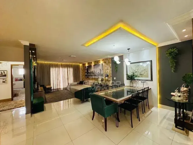 Casa com 4 dormitórios à venda, 206 m² por R$ 1.045.000,00 - Jardim Botânico - Maringá/PR
