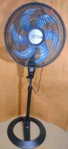 Ventilador r$140. Funcionando ok. Entrega na região z.n.