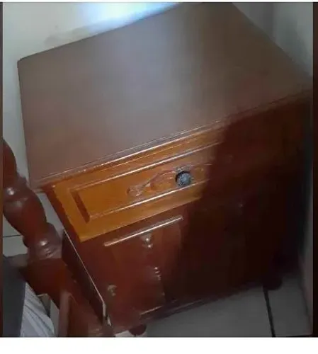 CRIADO MUDO (2)- NÃO ENTREGO