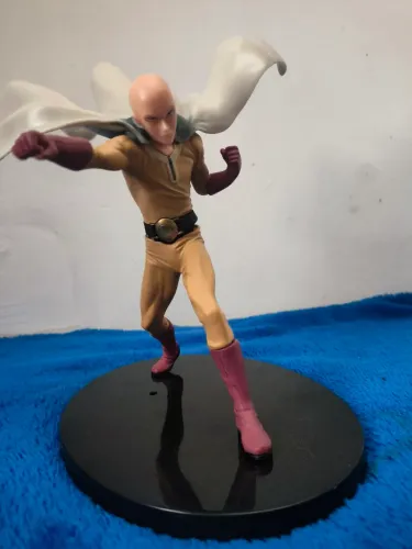 Figura Saitama - One Punch Man | Colecionador