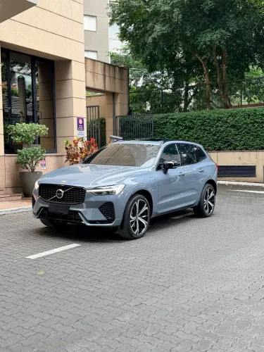 Volvo XC-60 XC 60 T-8 Híbrido R-design 2.0 5P 2022