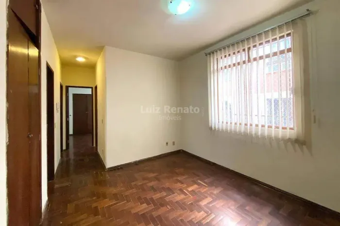 Apartamento à venda no bairro Santo Antônio