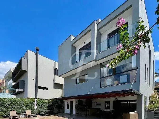Casa com 4 dormitórios à venda, 386 m² por R$ 3.990.000,00 - Alphaville - Santana de Parna