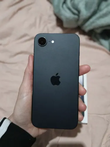 IPHONE 16 E