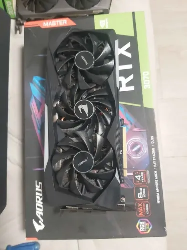 RTX 3070 8GB Aorus Master com caixa