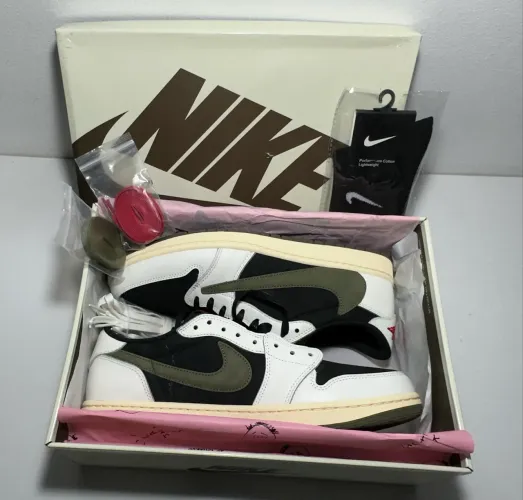 Nike Travis Scott Air Jordan 1 Low Olive