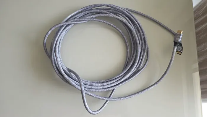 Cabo HDMI 2.1 8K com 10 metros de comprimento