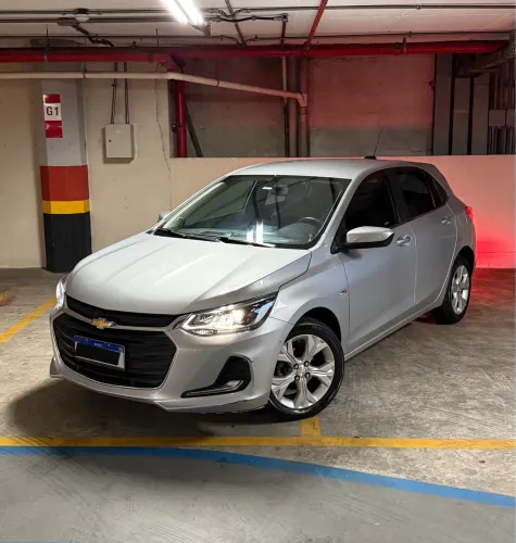 Chevrolet Onix Hatch Premier 1.0 12V TB Flex Aut. 4P 2020