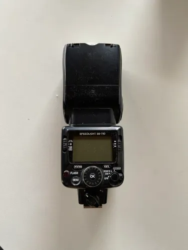 Flash Speedlight SB-700 Nikon