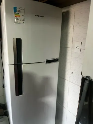 Vende-se Geladeira Brastemp 375 litros Duplex