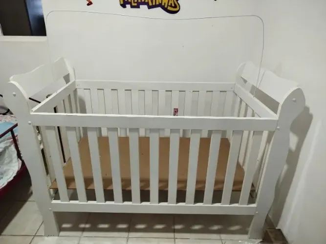Guarda-Roupa e Berço