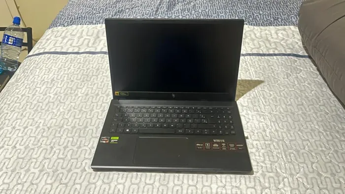 Notbook Gamer Usado - Ryzen 7, RTX 4050, 16 GB RAM e SSD 512GB.