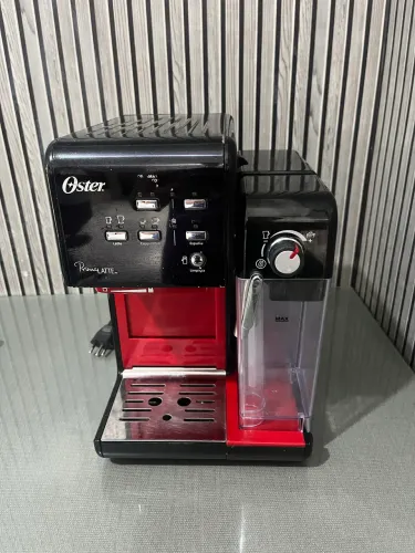 Cafeteira oster Prima Latte