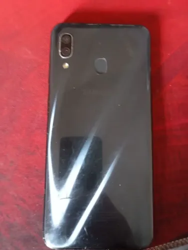 Galaxy a30 usado
