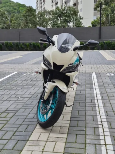 Yamaha YZF-R3 ABS 2024/2025 Branca