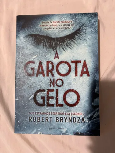 Livro Garota no Gelo