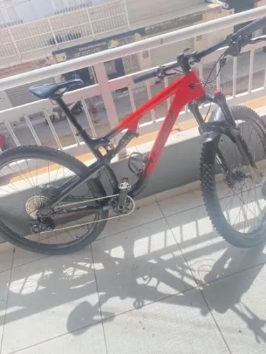 MTB carbono (oggi Cattura Sport)
