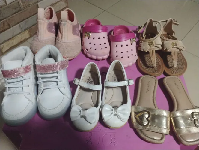 Tênis e sandália infantil 24/25/26