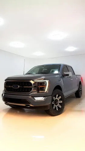 Ford F-150 Platinum 4X4 5.0 V8 2023