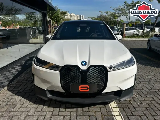 BMW IX 2 Xdrive 30 M Sport (elétrico) 2022
