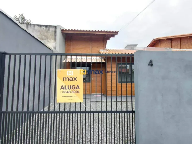 Aluguel: Casa 2 dormitórios, Bairro Gravatá Navegantes, 59m² (privativos)