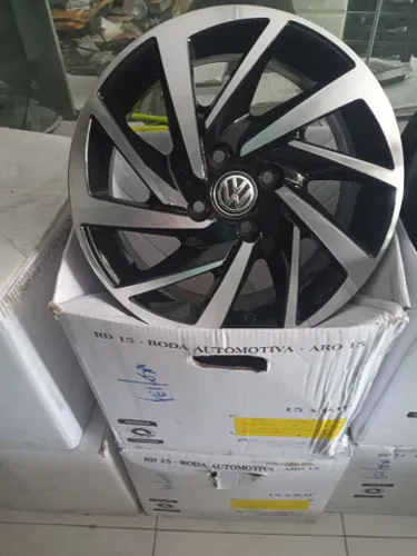 Rodas novas aro 15 NOVO POLO (4 ou 5 furos)-Veja Fotos