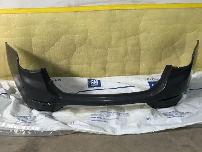 Para-choque Traseiro Gm Onix 2019 a 2021 c/sensor